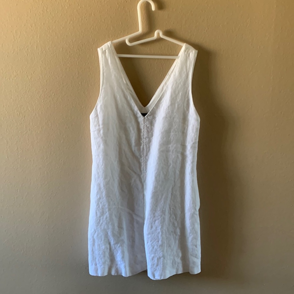 Theory white linen V dress